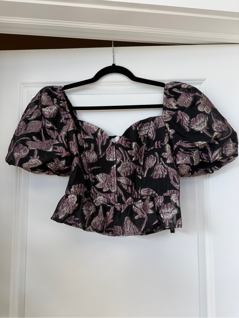 ASTR the Label Sidney Top in Black & Lilac Floral - Size S